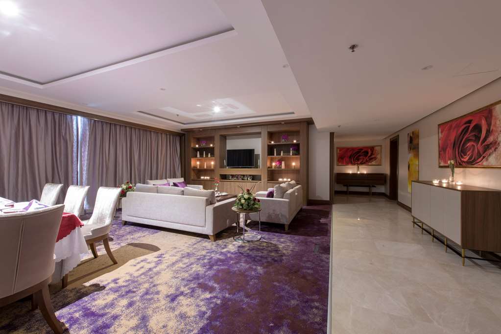 ramada by wyndham continental jeddah