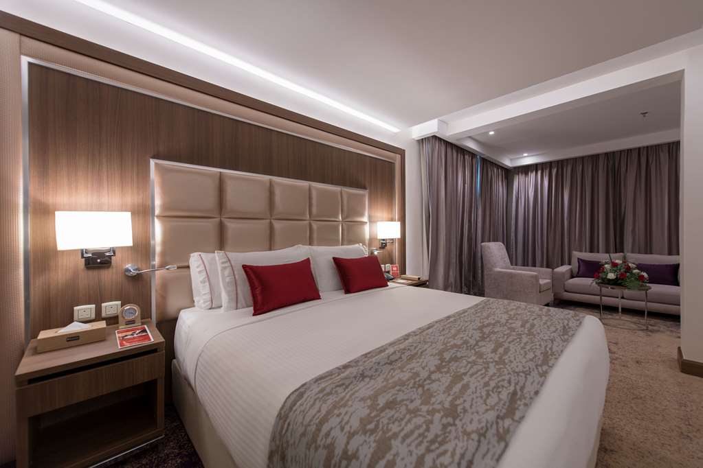 ramada by wyndham continental jeddah