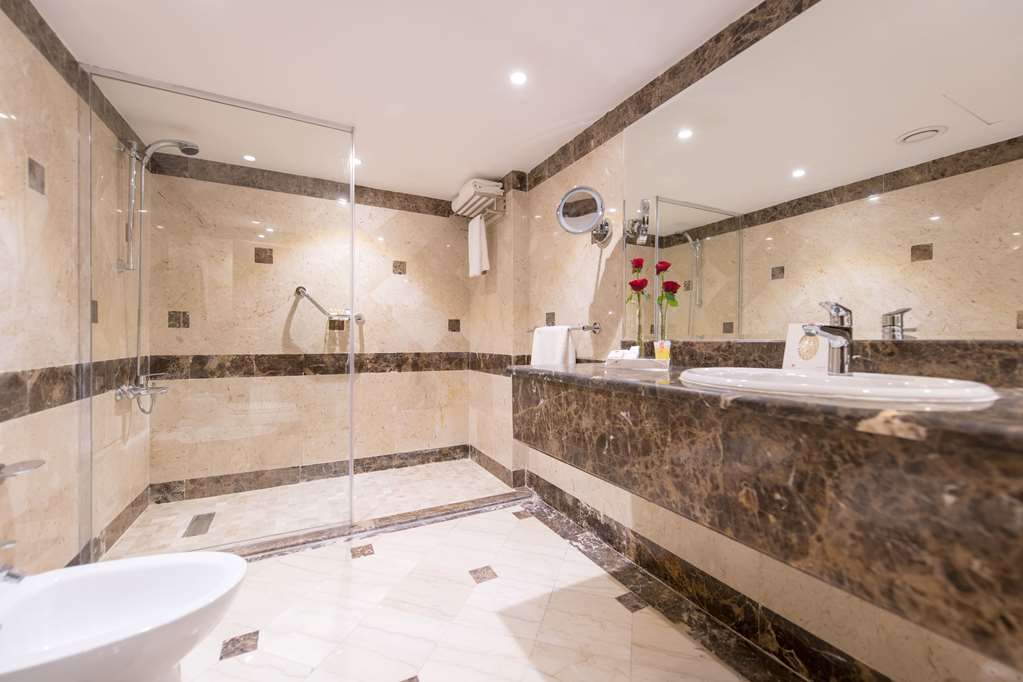 ramada by wyndham continental jeddah