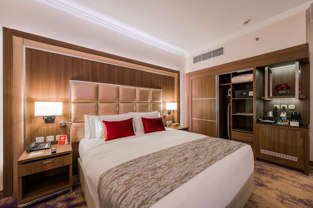 ramada by wyndham continental jeddah