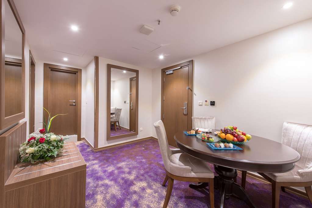 ramada by wyndham continental jeddah