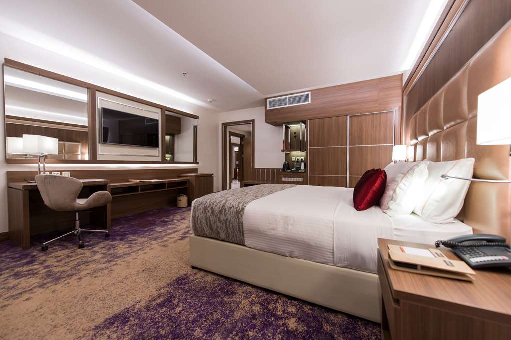 ramada by wyndham continental jeddah