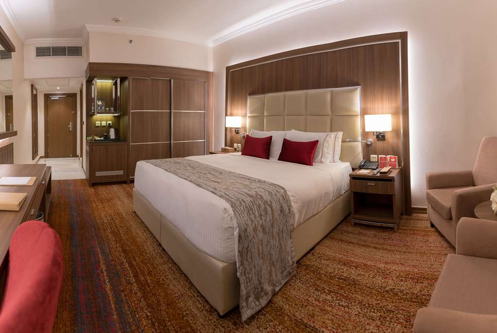 ramada by wyndham continental jeddah