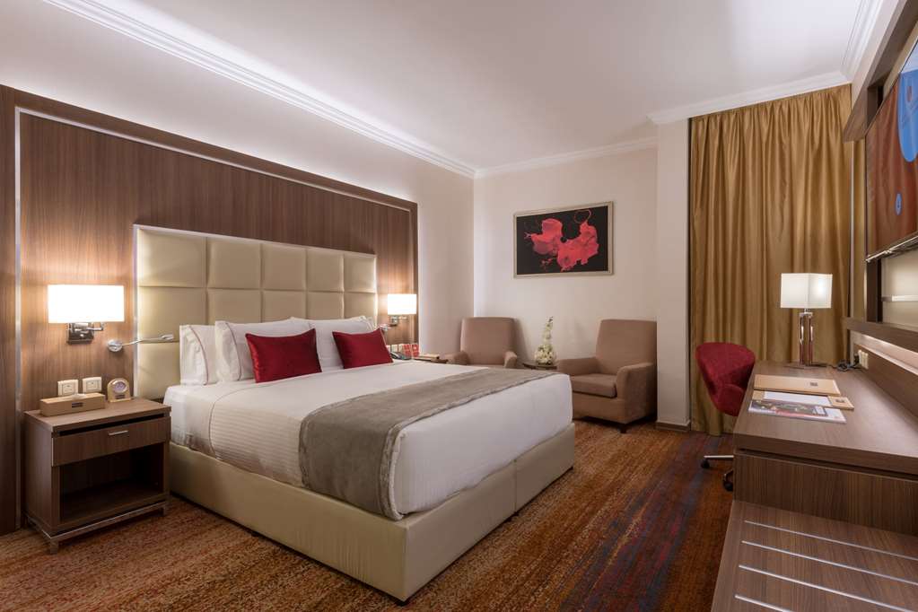 ramada by wyndham continental jeddah