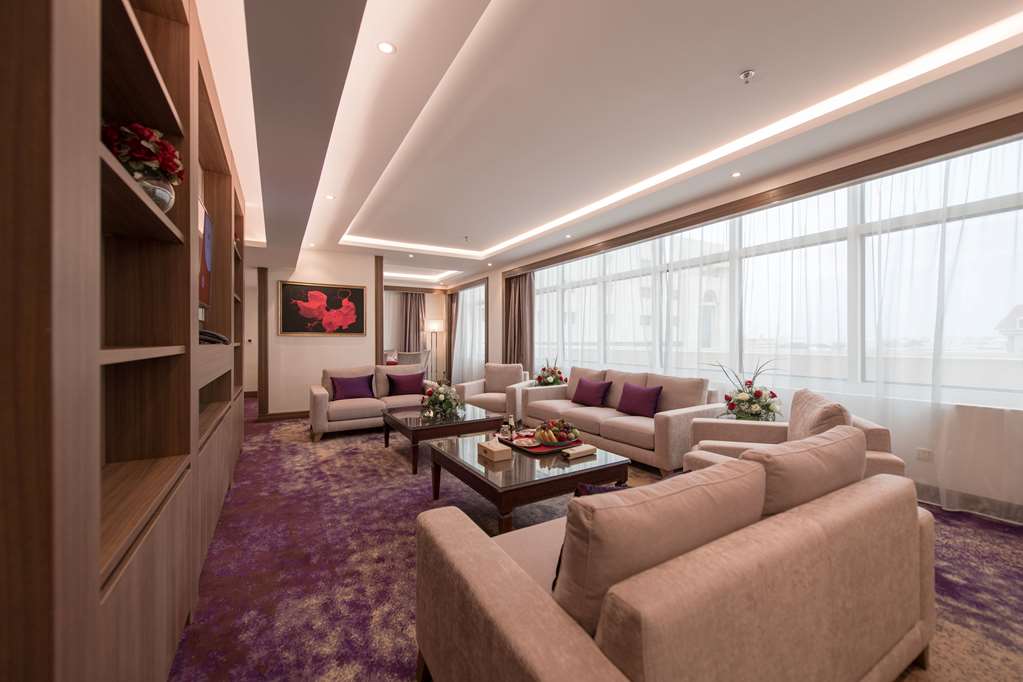 ramada by wyndham continental jeddah