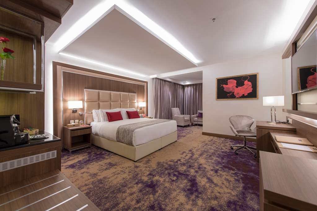 ramada by wyndham continental jeddah