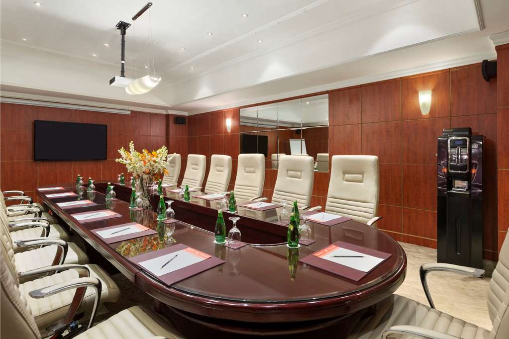 ramada by wyndham continental jeddah