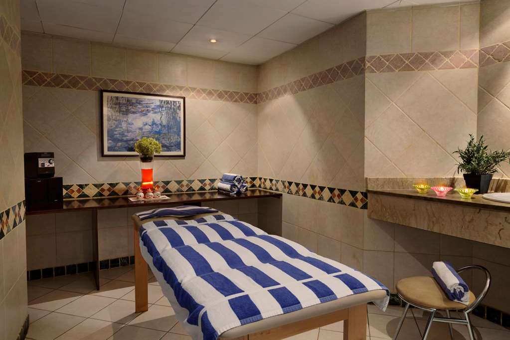 ramada by wyndham continental jeddah