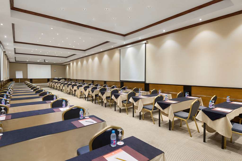 ramada by wyndham continental jeddah
