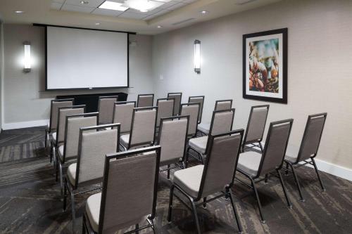 hilton garden inn dfw north grapevine