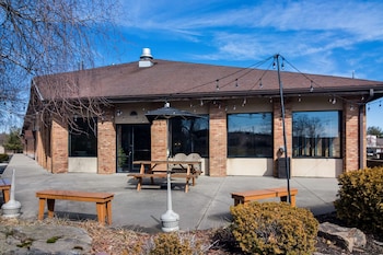 Park Inn By Radisson,Hermitage>>Grove City,3 star