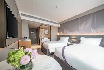 imperial traders elong hotel