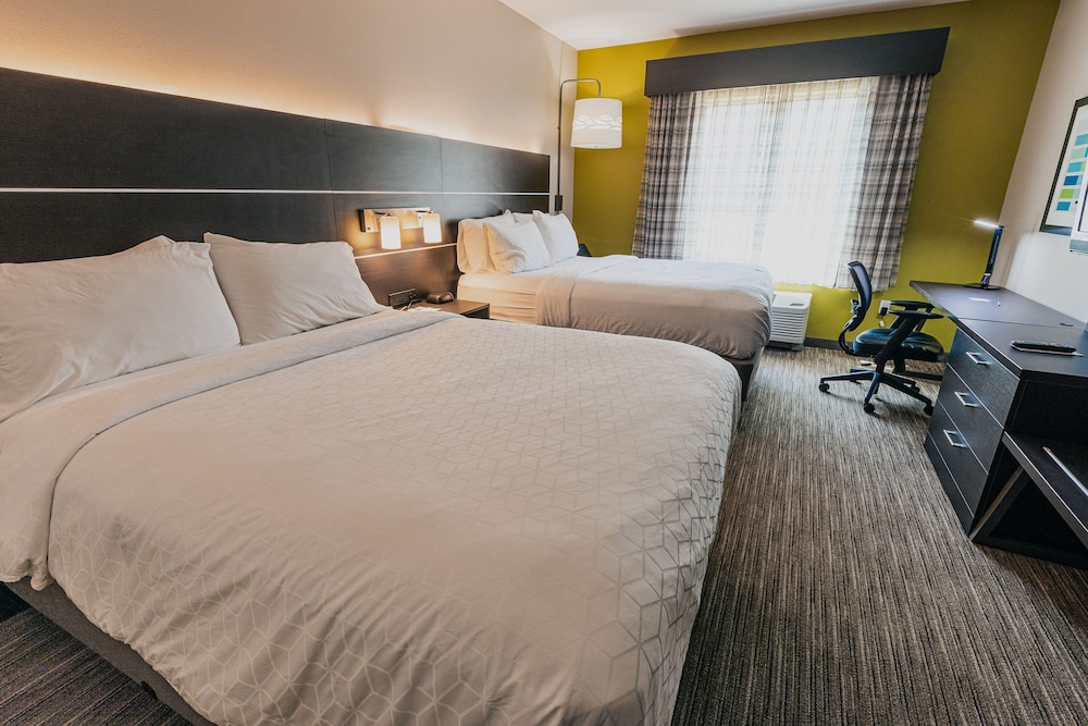 holiday inn express hotel and suites hamburg by ihg