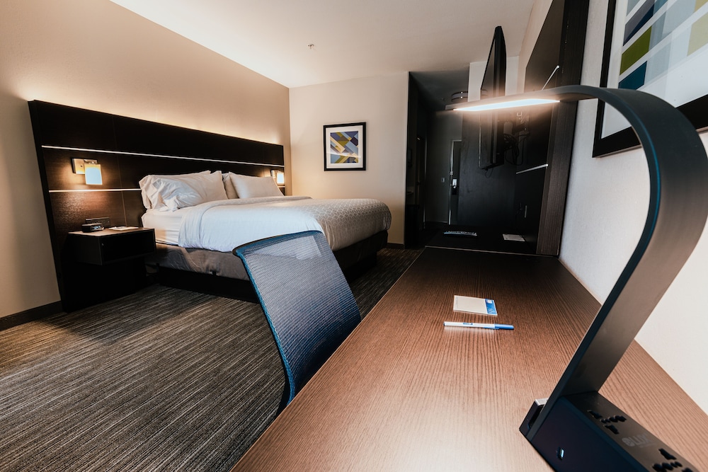 holiday inn express hotel and suites hamburg by ihg