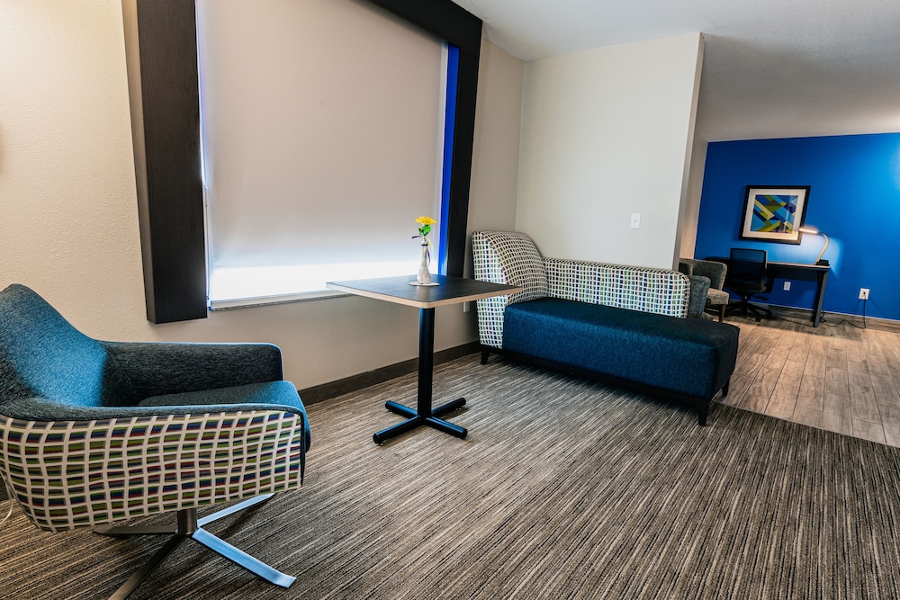holiday inn express hotel and suites hamburg by ihg