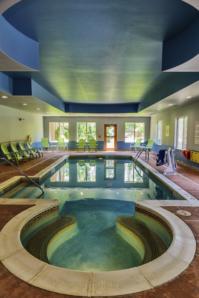 holiday inn express hotel and suites hamburg by ihg