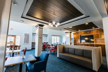 Holiday Inn Express Hotel & Suites Hamburg By Ihg,Elmira>>Buffalo,3 star
