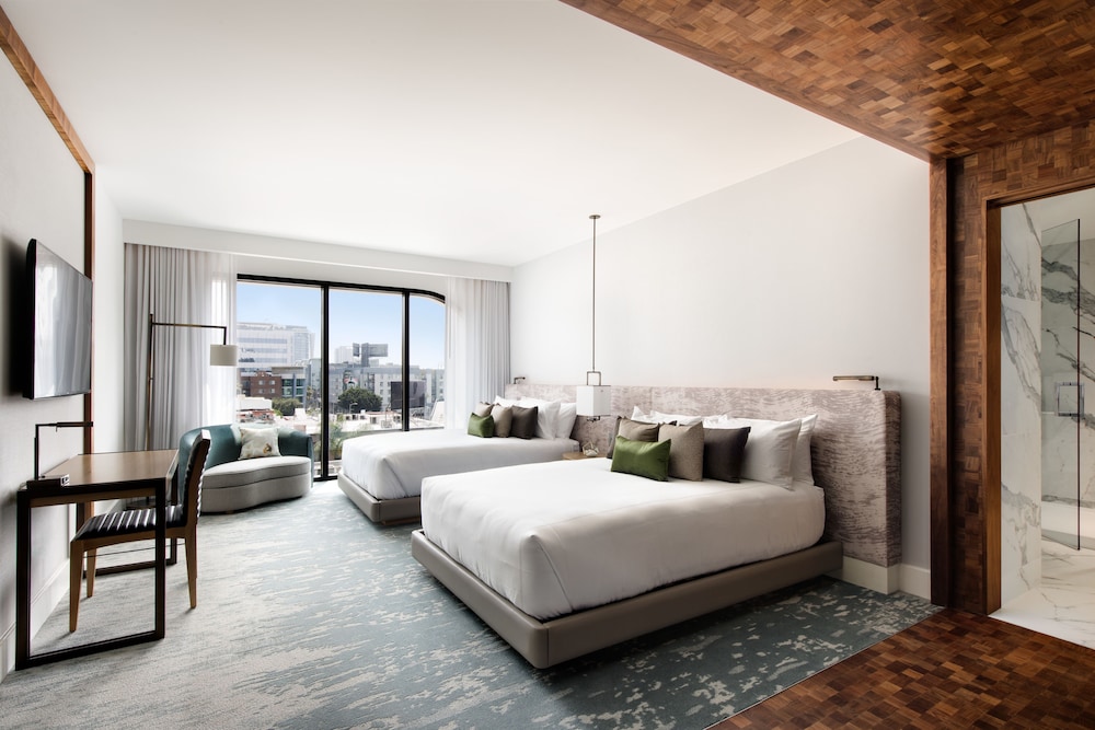 dream hollywood by hyatt
