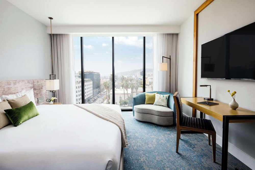 dream hollywood by hyatt