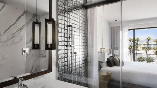 dream hollywood by hyatt