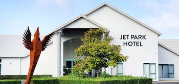 jetpark hotel hamilton airport