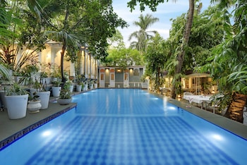 hotel raj palace by howard