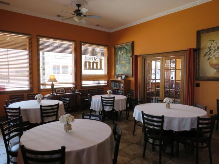 main street inn