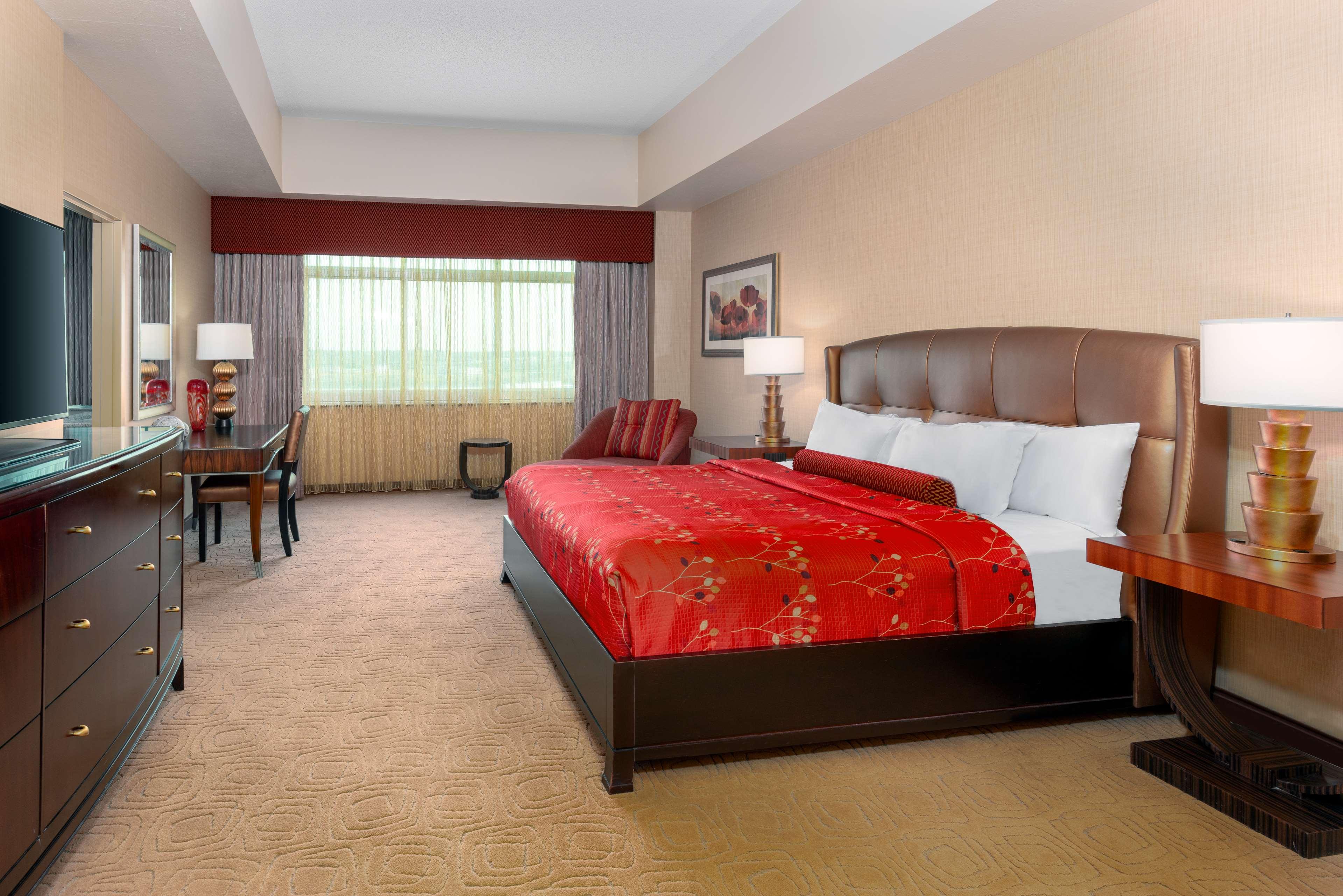 embassy suites omaha la vista hotel and conference center