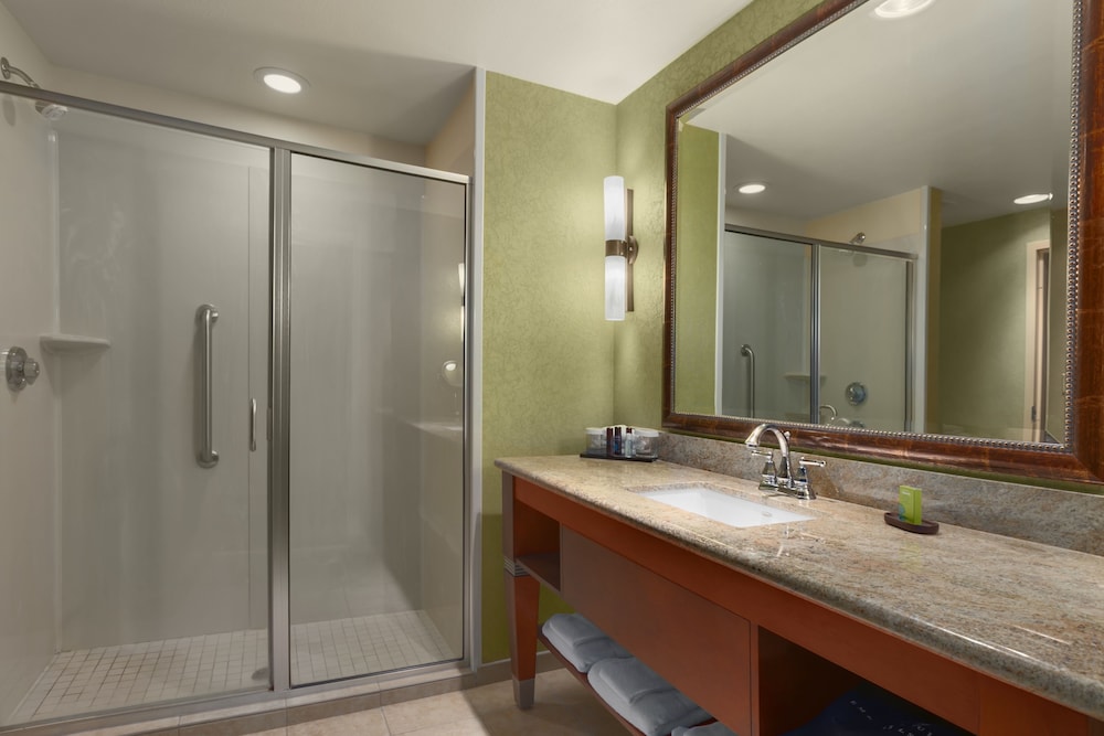 embassy suites omaha la vista hotel and conference center