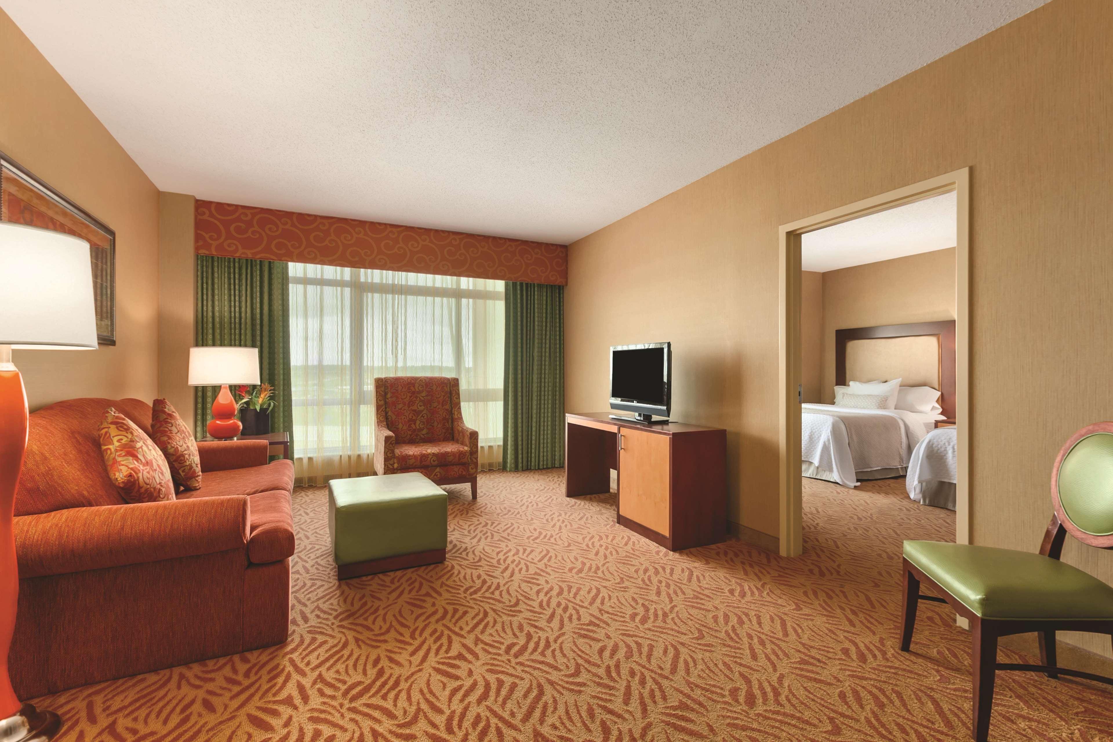 embassy suites omaha la vista hotel and conference center