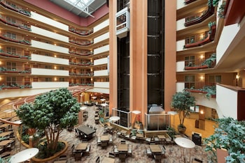 Embassy Suites Omaha-La Vista/Hotel & Conference Center,La Vista>>Chalco,4 star