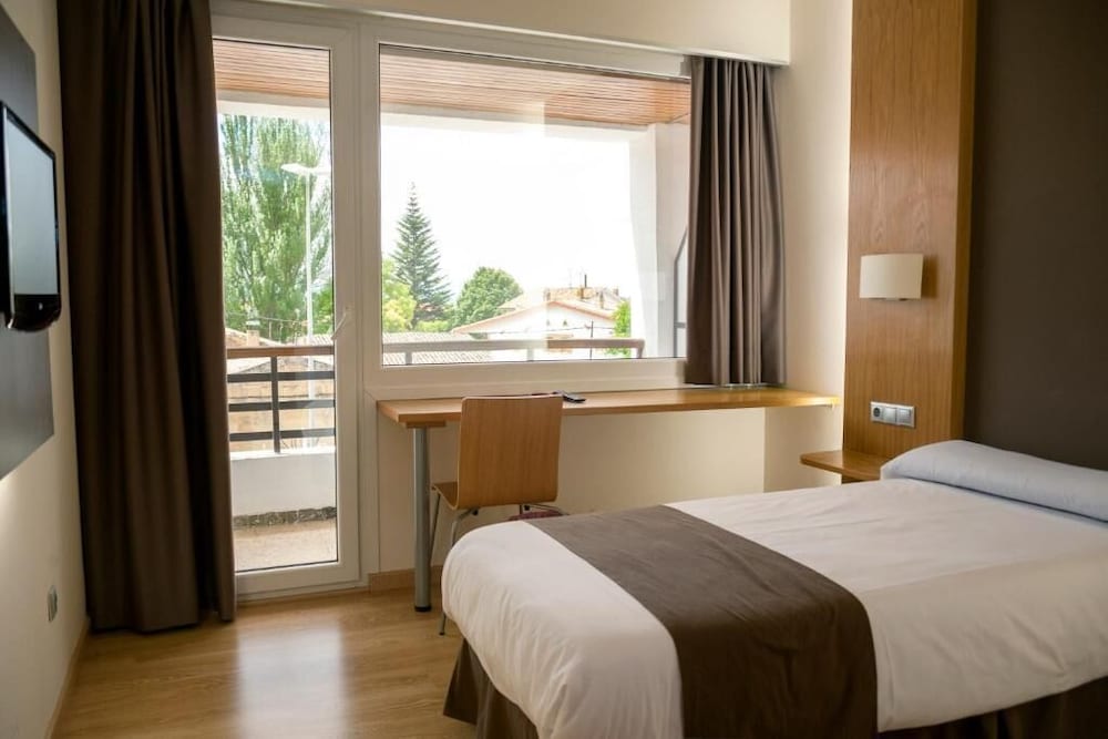 hotel jatorrena