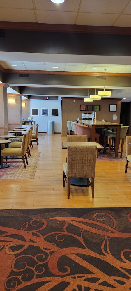 hampton inn lafayette