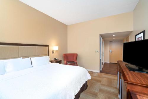 hampton inn lafayette