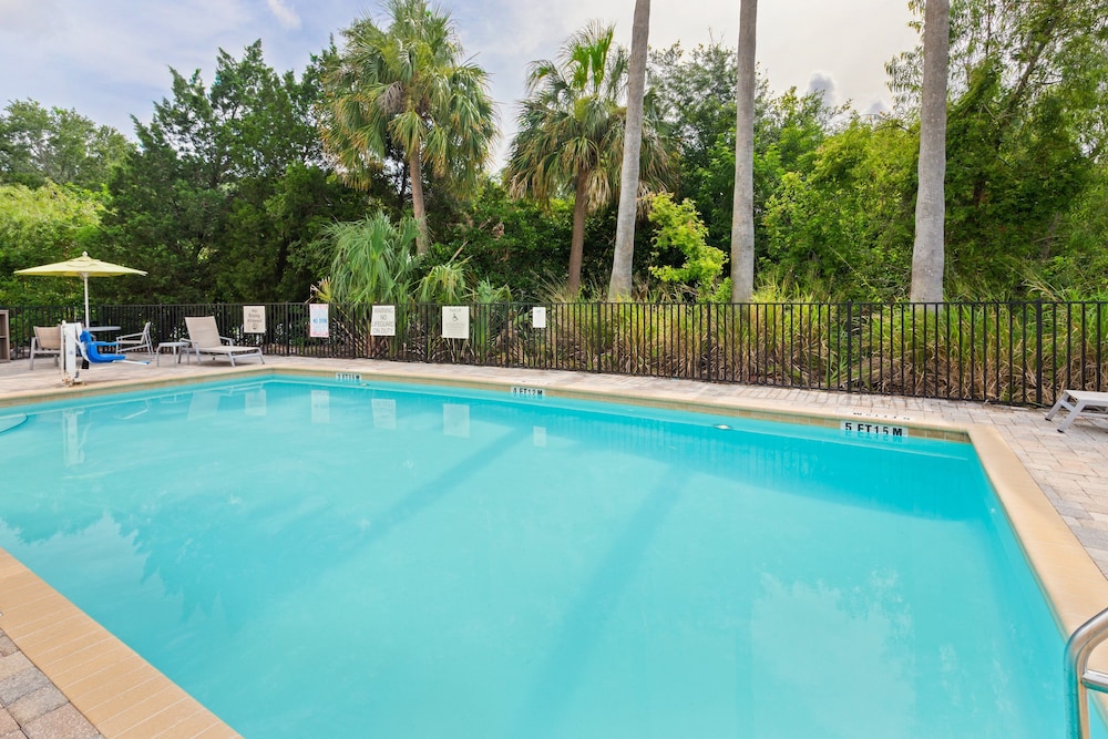 holiday inn express hotel and suites largo clearwater by ihg
