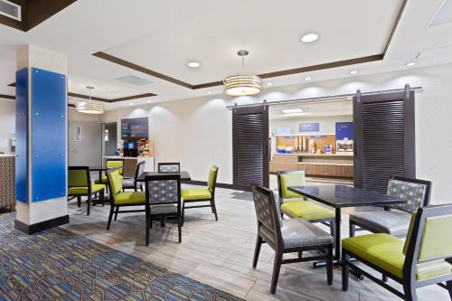 holiday inn express hotel and suites largo clearwater by ihg