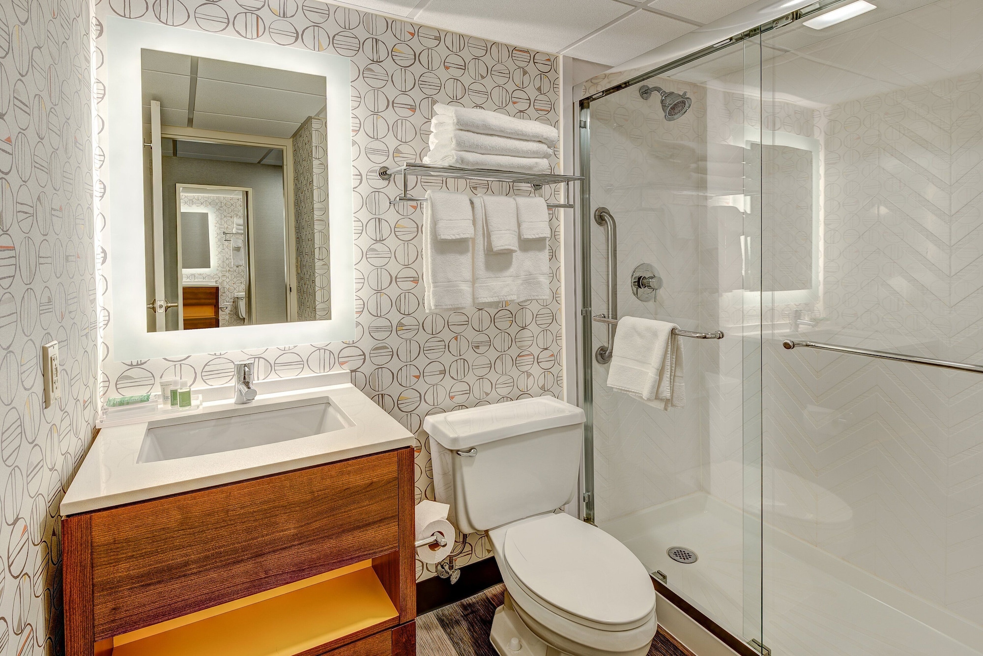 holiday inn east windsor by ihg