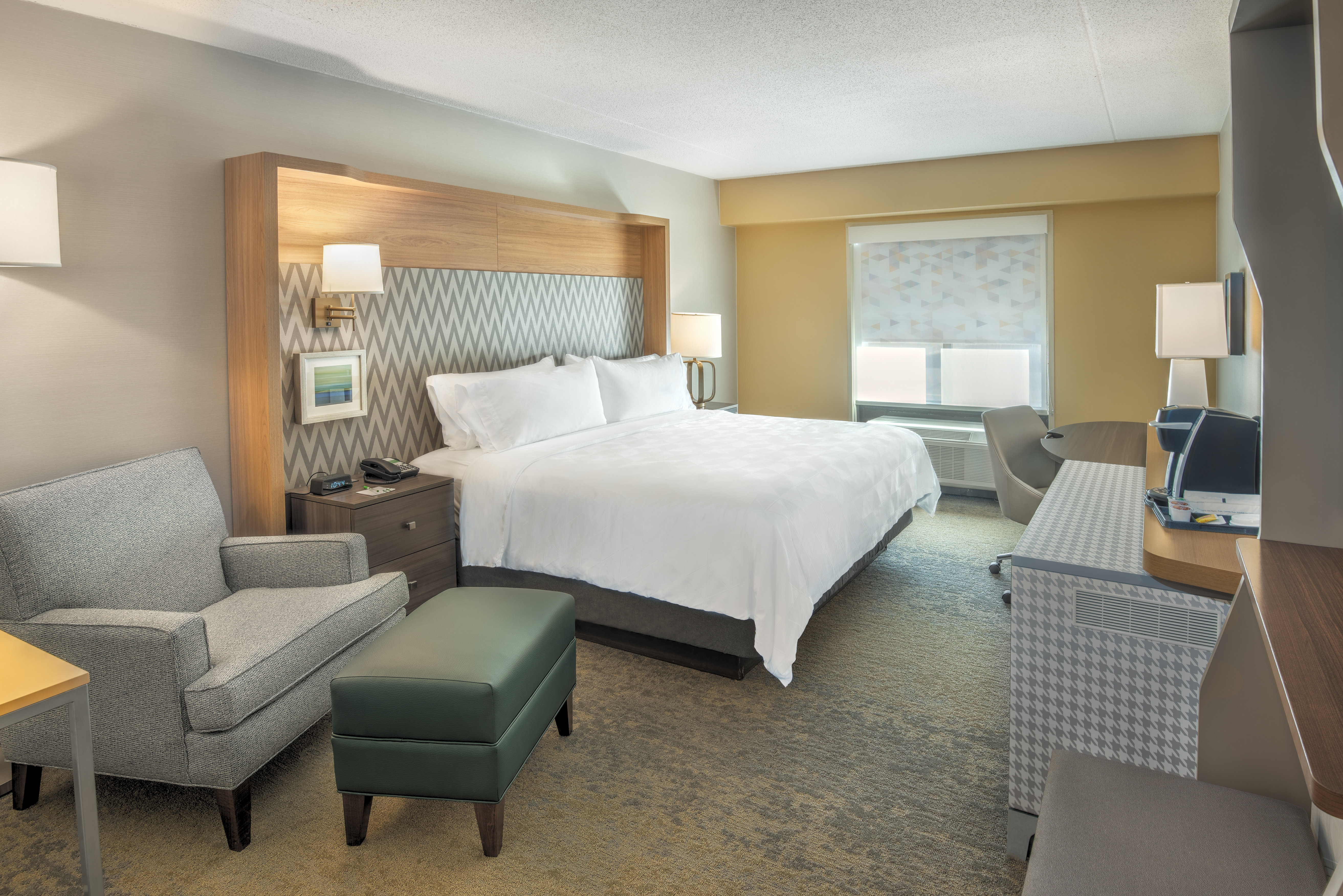 holiday inn east windsor by ihg