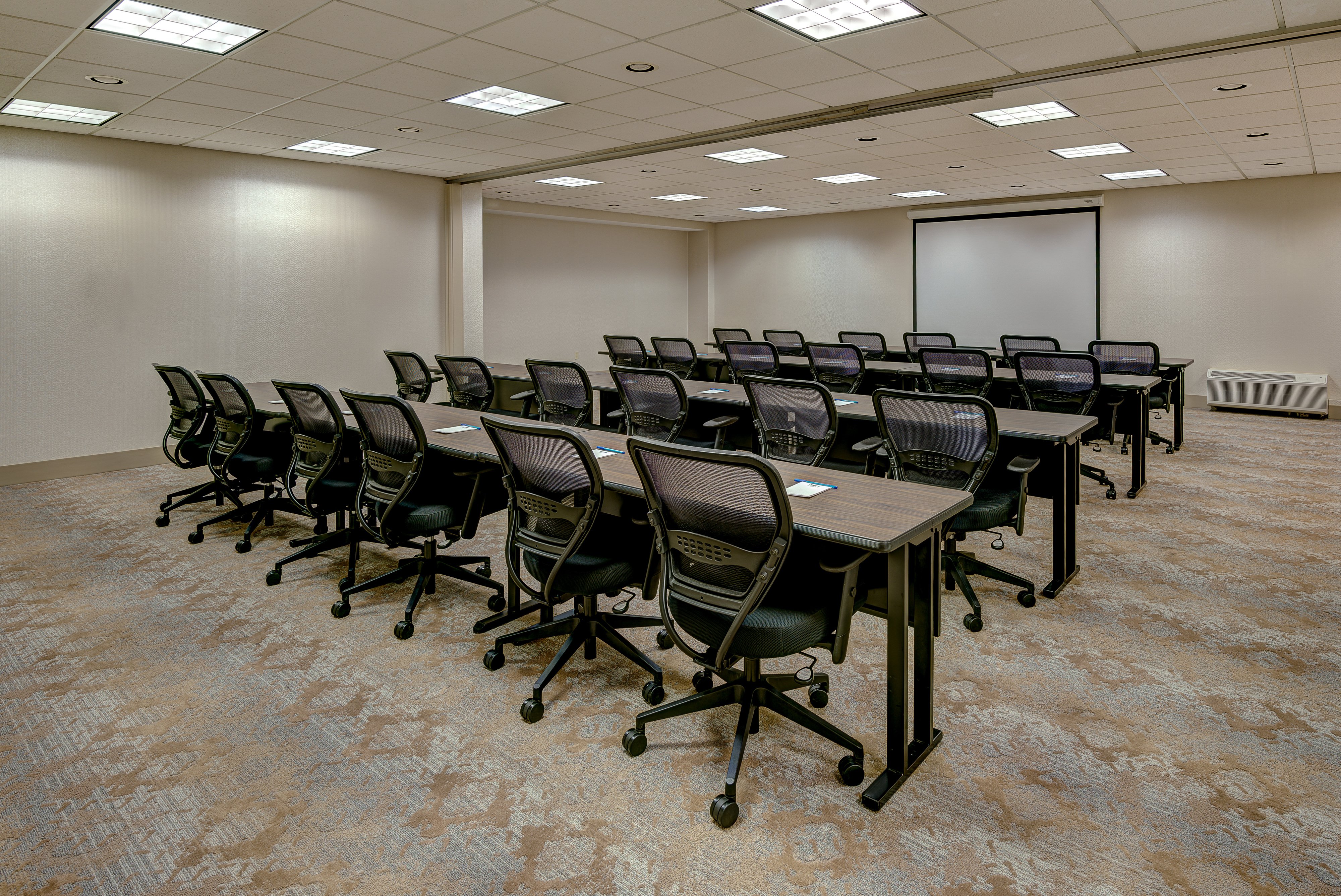 holiday inn east windsor by ihg