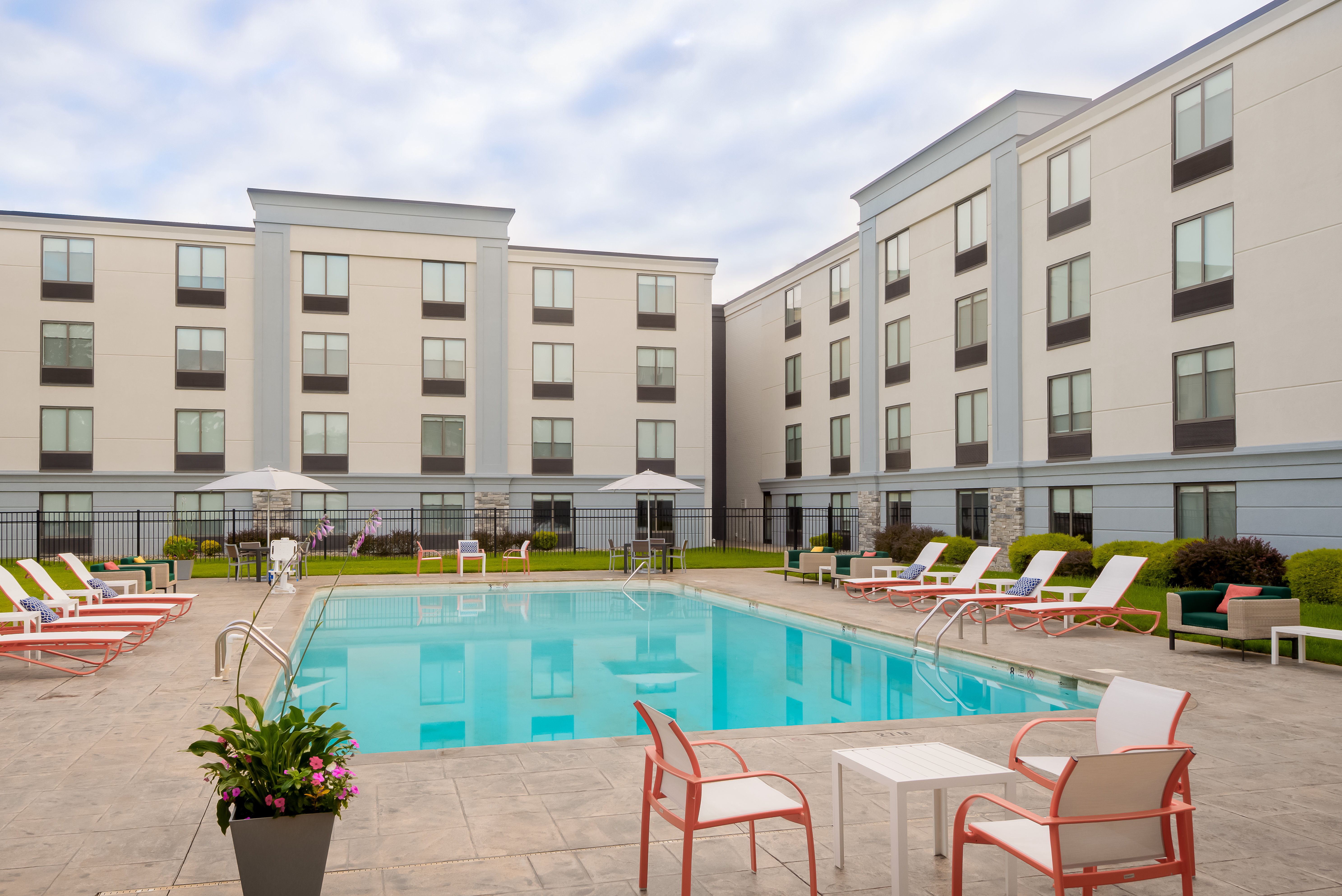 holiday inn east windsor by ihg