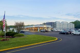 holiday inn east windsor by ihg