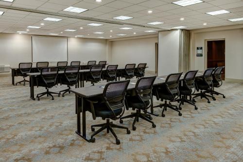 holiday inn east windsor by ihg