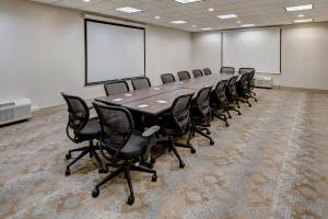 holiday inn east windsor by ihg