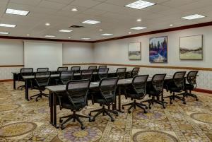 holiday inn east windsor by ihg
