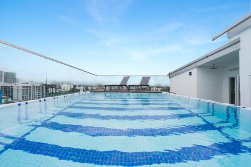 hotel amber sukhumvit 85