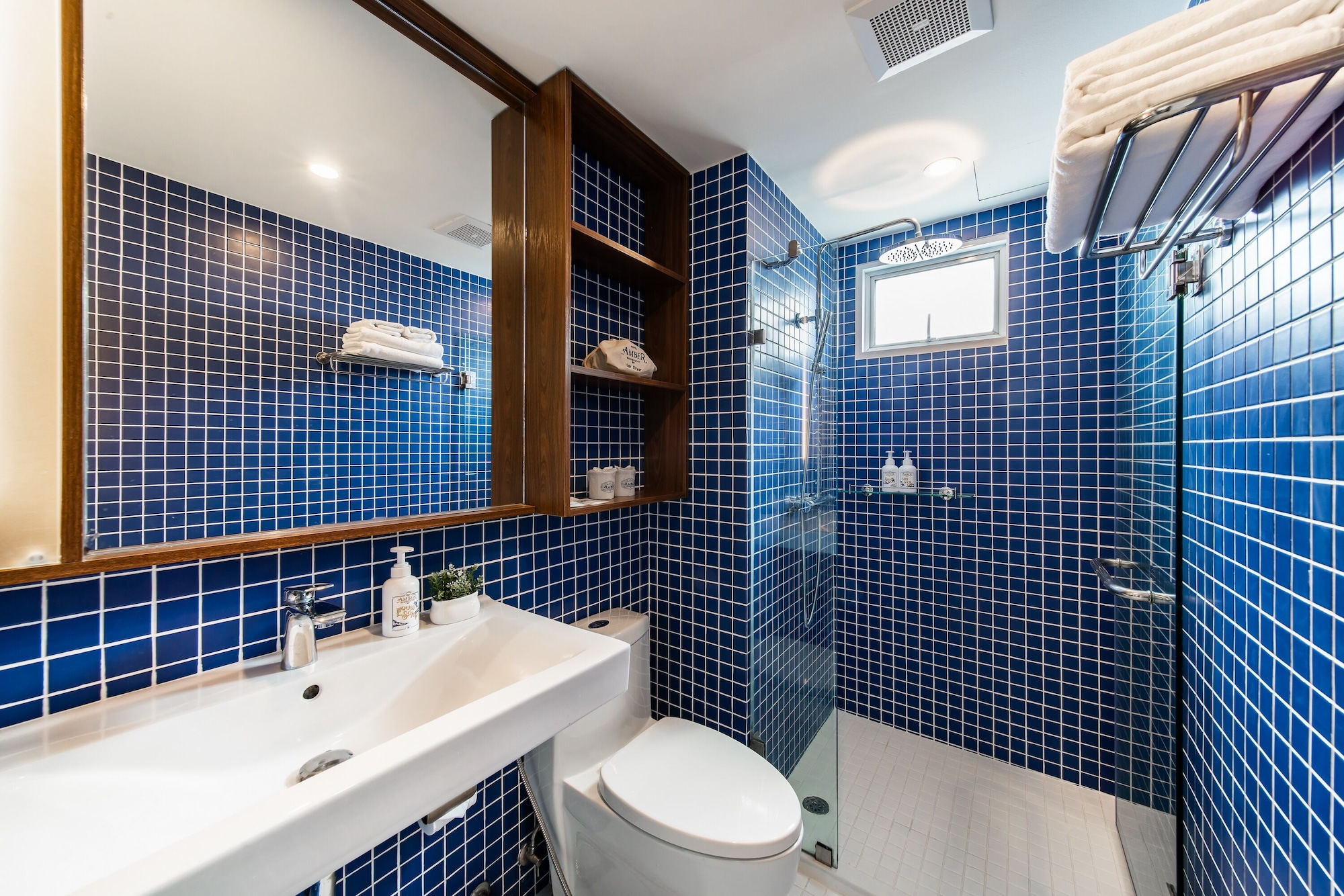 hotel amber sukhumvit 85