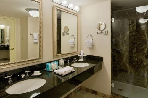 hilton newark airport