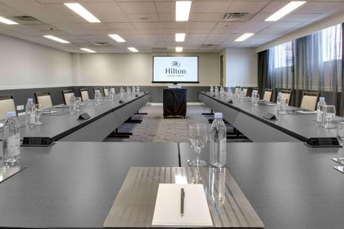 hilton newark airport