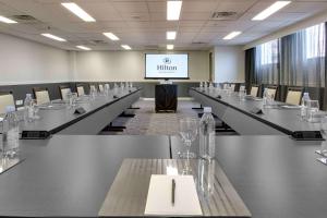 hilton newark airport