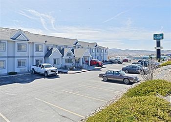 quality inn and suites elko